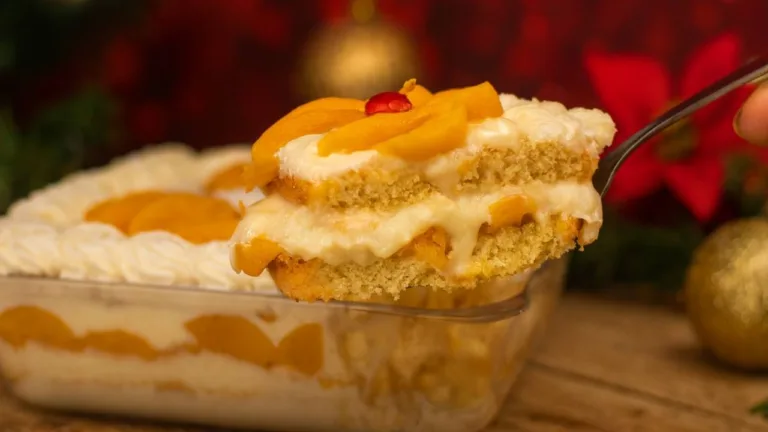 Imagem da Receita de Pavê de Pêssego para Ceia de Natal.