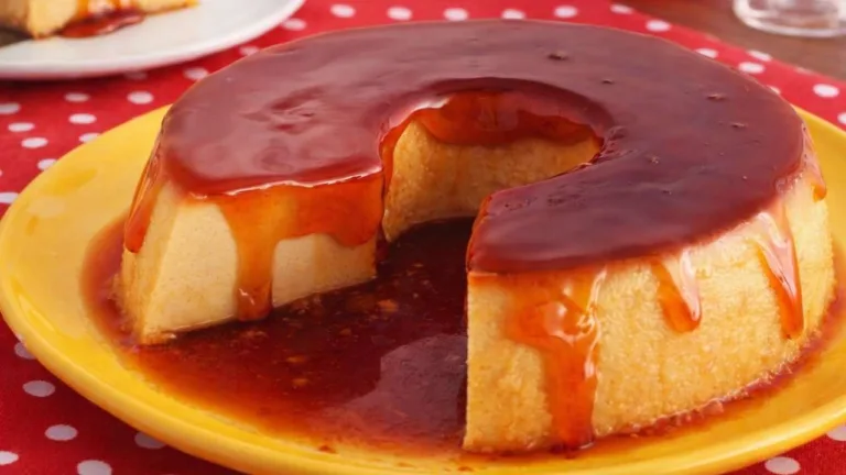 Imagem da Receita de Pudim de Bolacha Engana Visita.