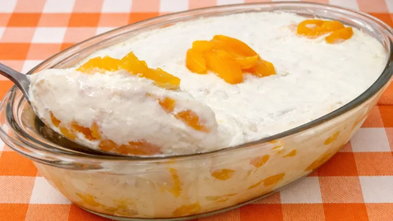 Imagem da Receita de Pavê de Pêssego com Leite Ninho.
